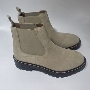 Caslon Leather Chelsea Ankle Boots Women’s Size 4M Lug Sole Pull-on New